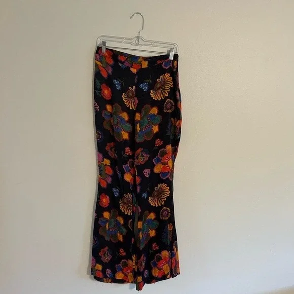 Anthropologie Farm Rio Garden Flare Pants Size S - Picture 2 of 4